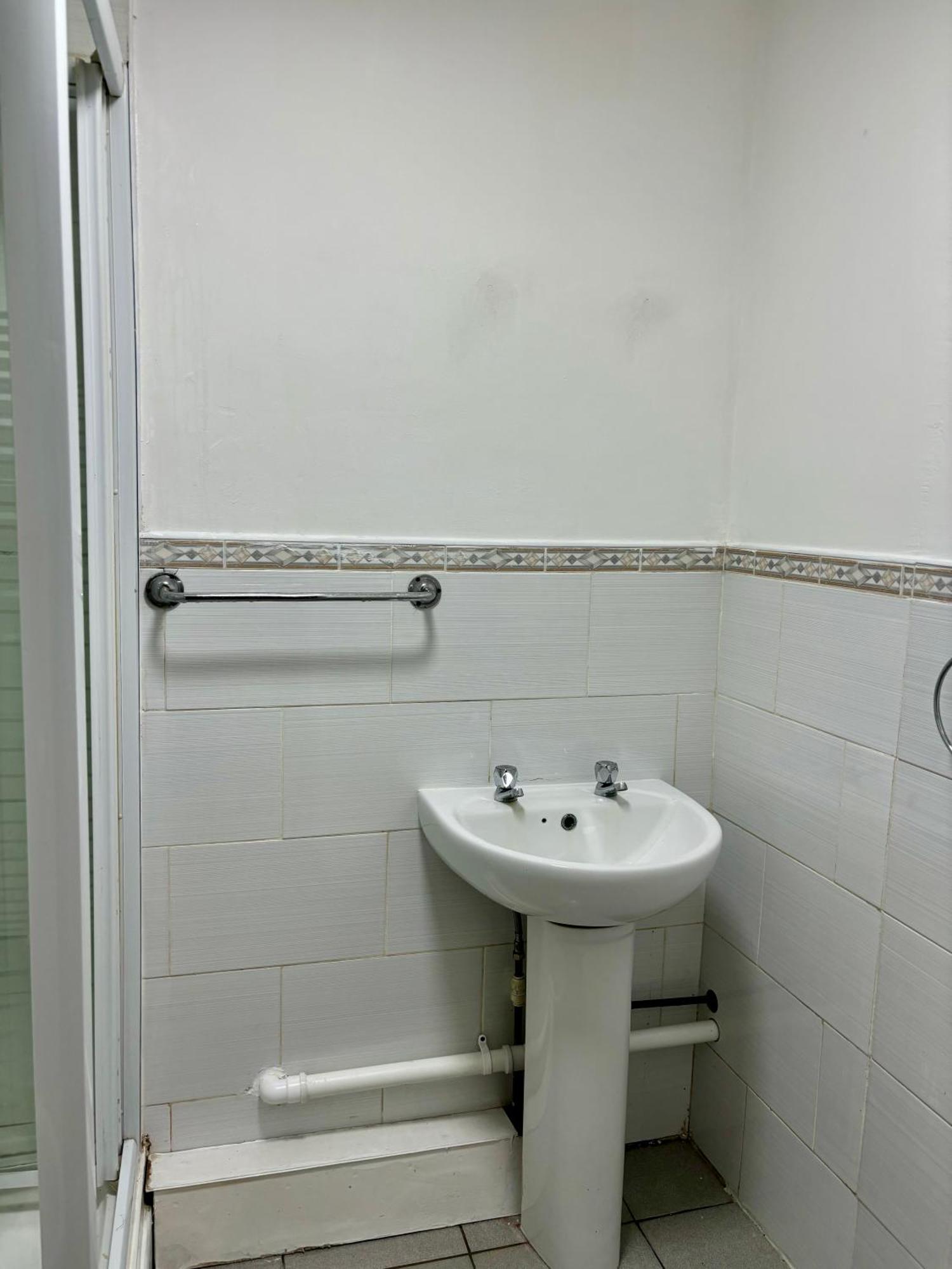 Stainless Guests House Hotel ดัดลีย์ ภายนอก รูปภาพ