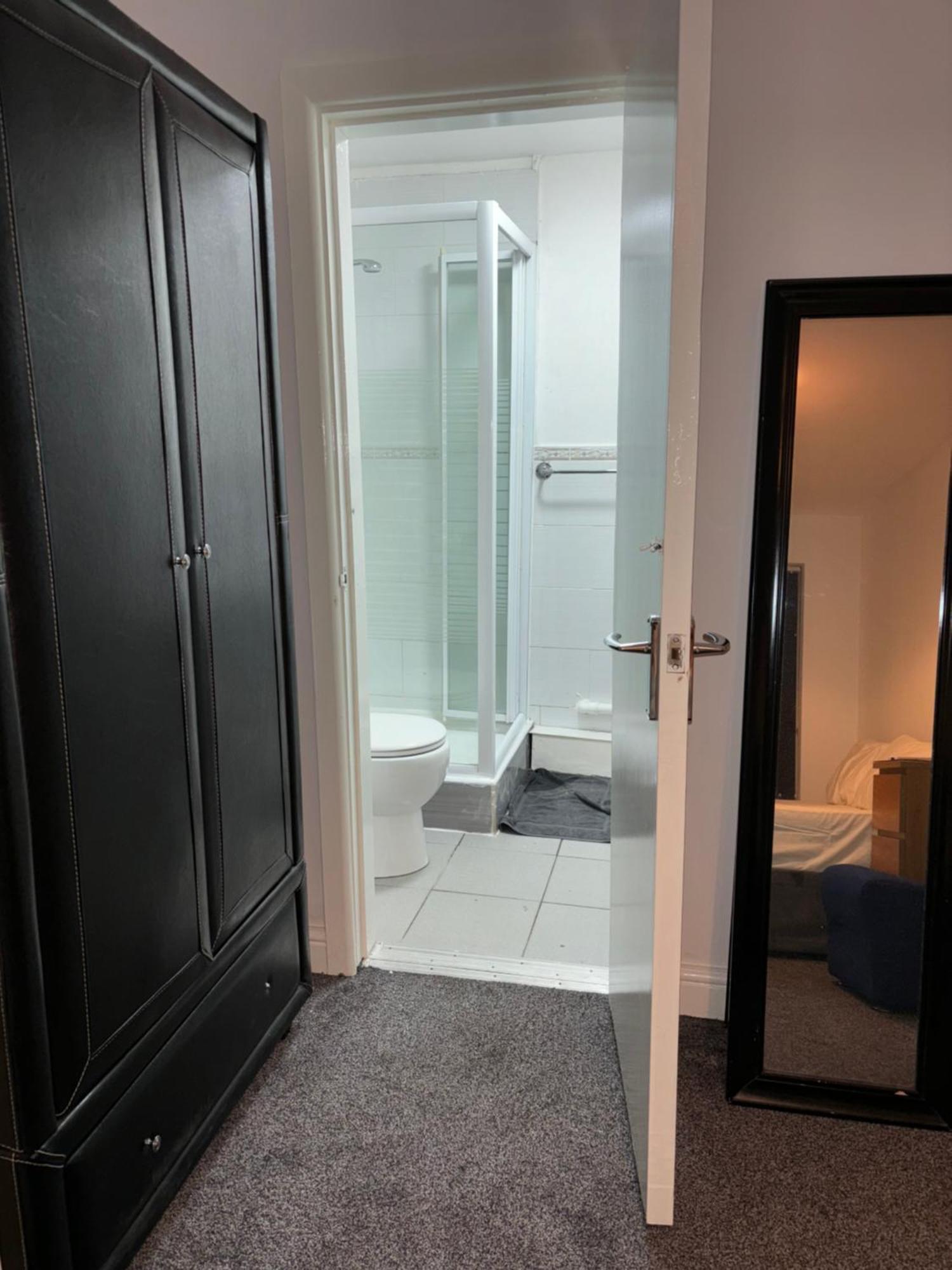 Stainless Guests House Hotel ดัดลีย์ ภายนอก รูปภาพ